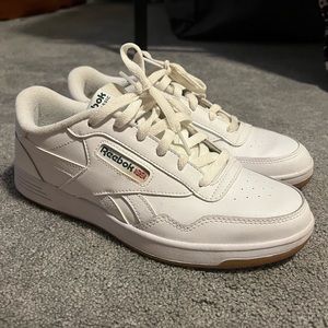 Womens Reebok Club Memt Sneakers